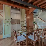 Apartment Domus Elena Lakeview *