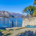 Domus Elena Lakeview Apartment *
